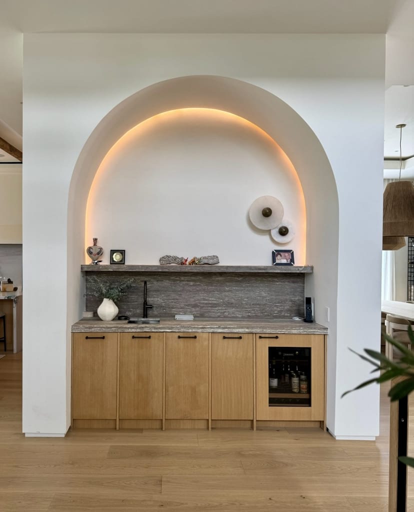 Wine and Bar, Bars & Backlit Onyx