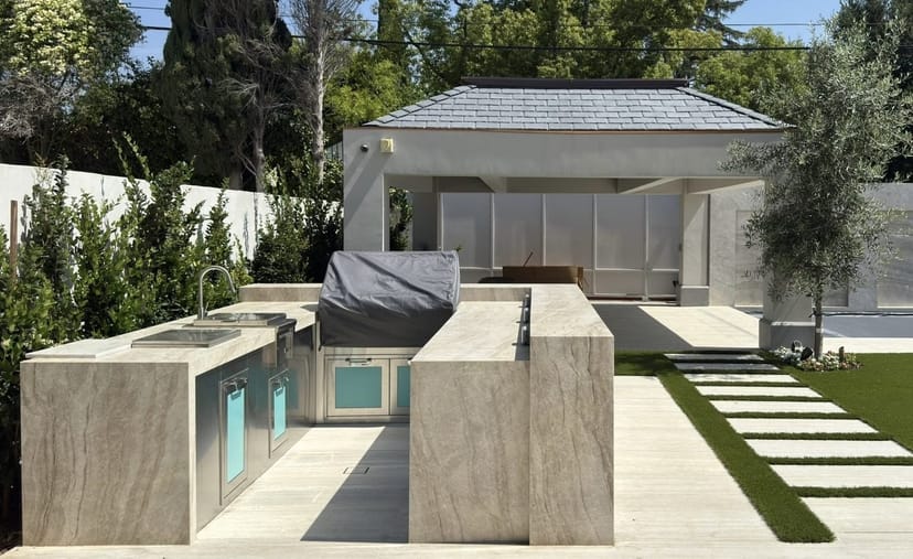 Outdoor Living, Outdoor Kitchens & BBQ