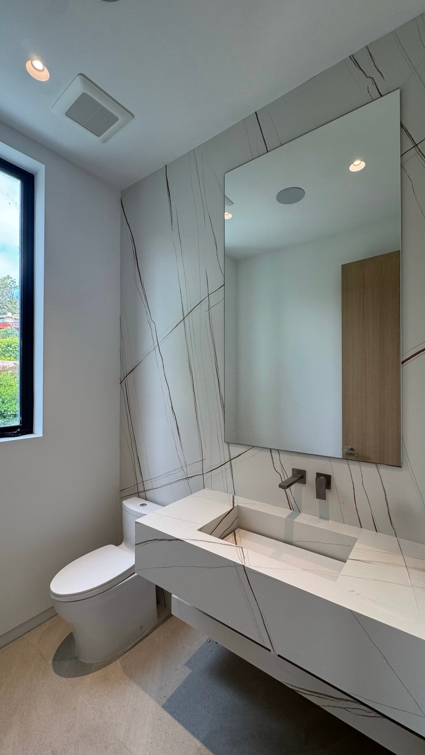 Bel Air Acanto Pl custom home, on-site photograph 15