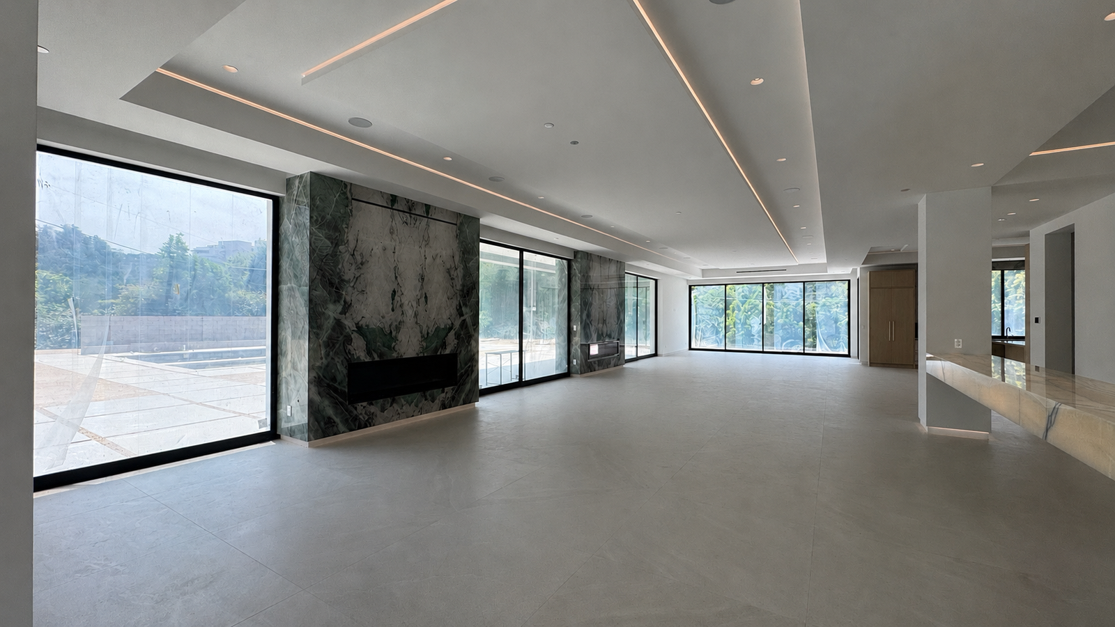 Bel Air Acanto Pl custom home, on-site photograph 34