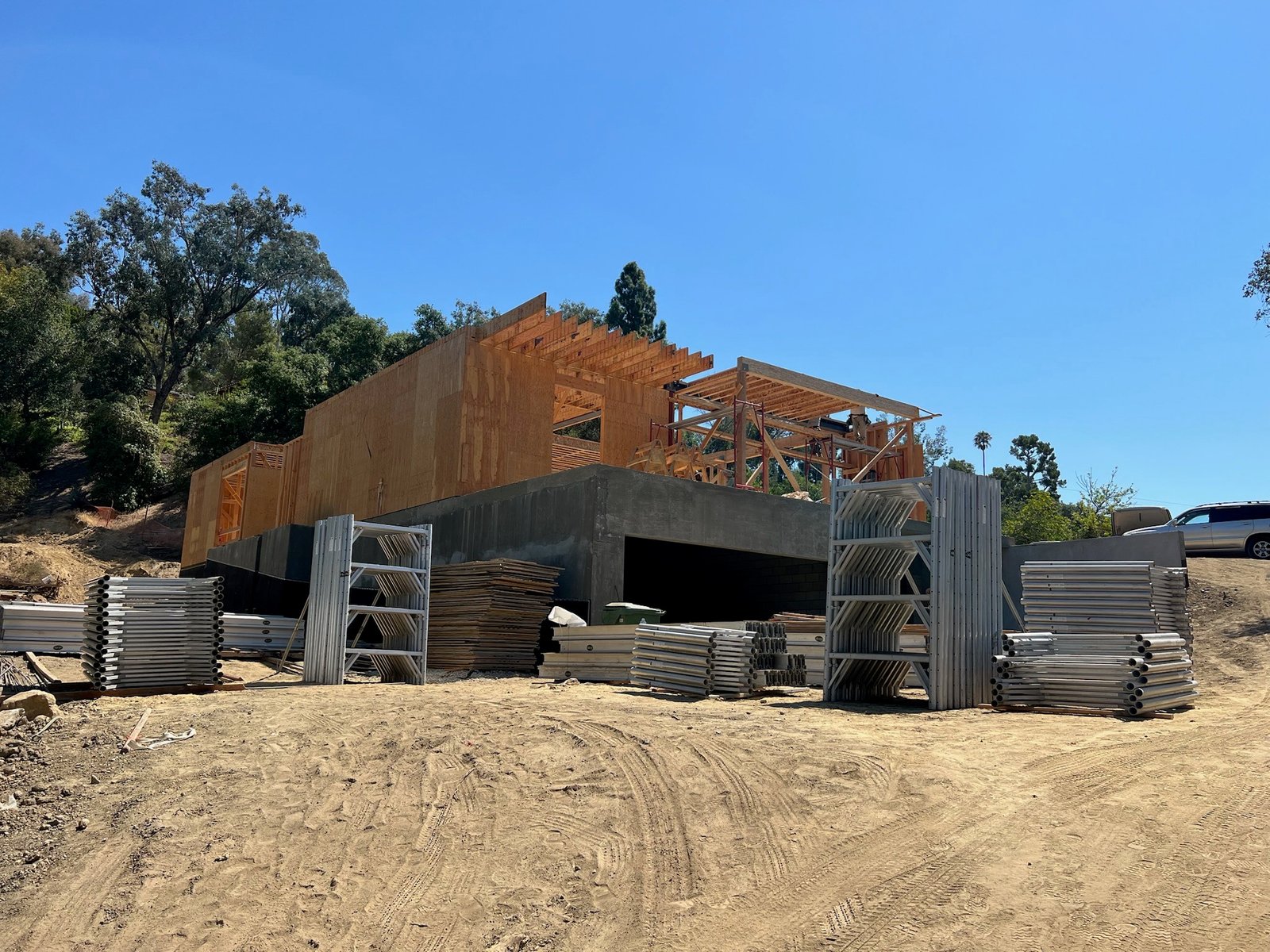 Bel Air Acanto Pl custom home, on-site photograph 39