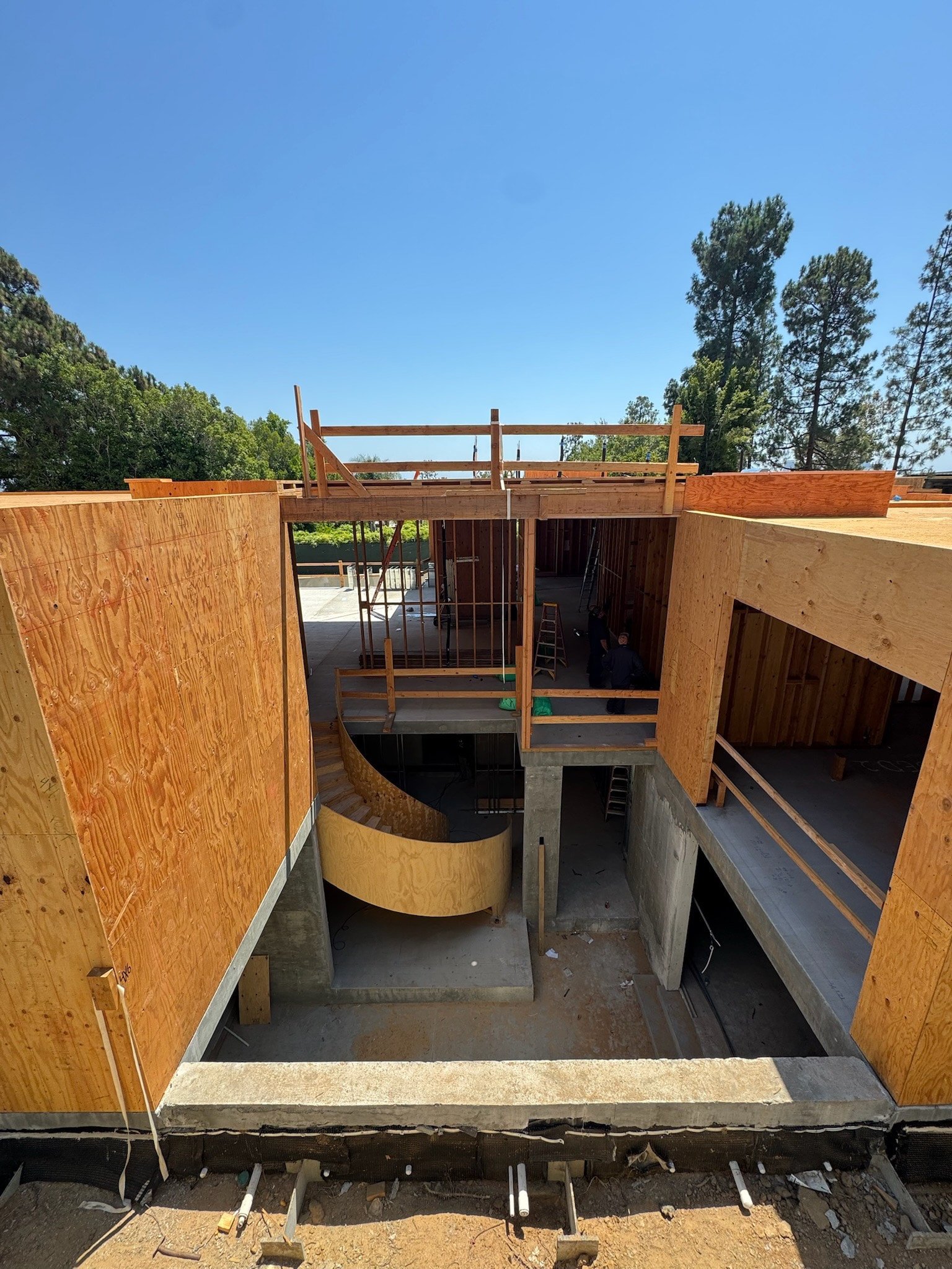 Beverly Hills Alpine Dr custom home, on-site photograph 10