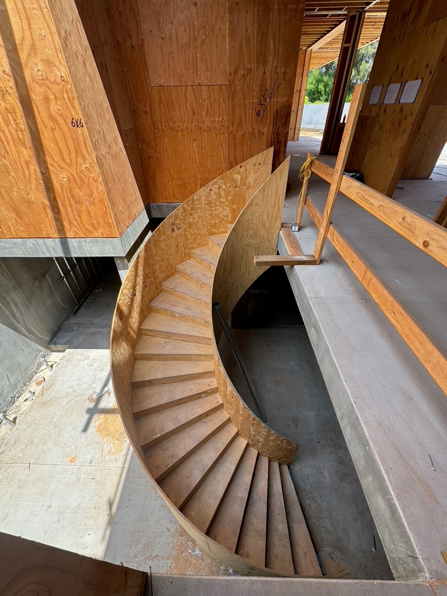 Beverly Hills Alpine Dr custom home, on-site photograph 8