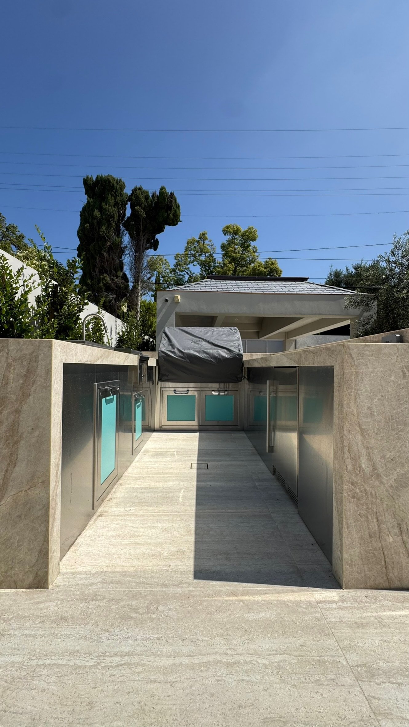 Beverly Hills Camden Dr custom home, on-site photograph 2