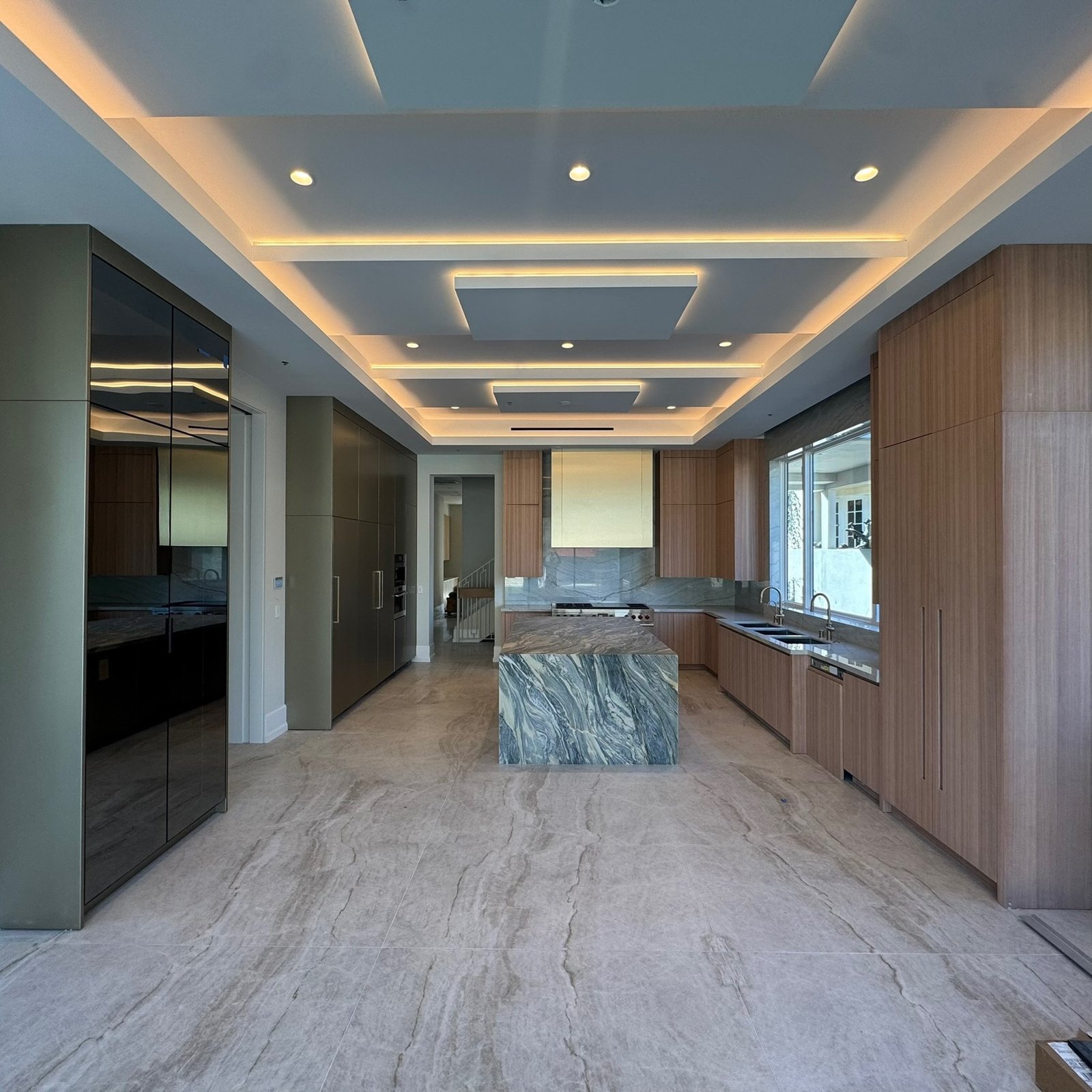Beverly Hills Camden Dr custom home, on-site photograph 7