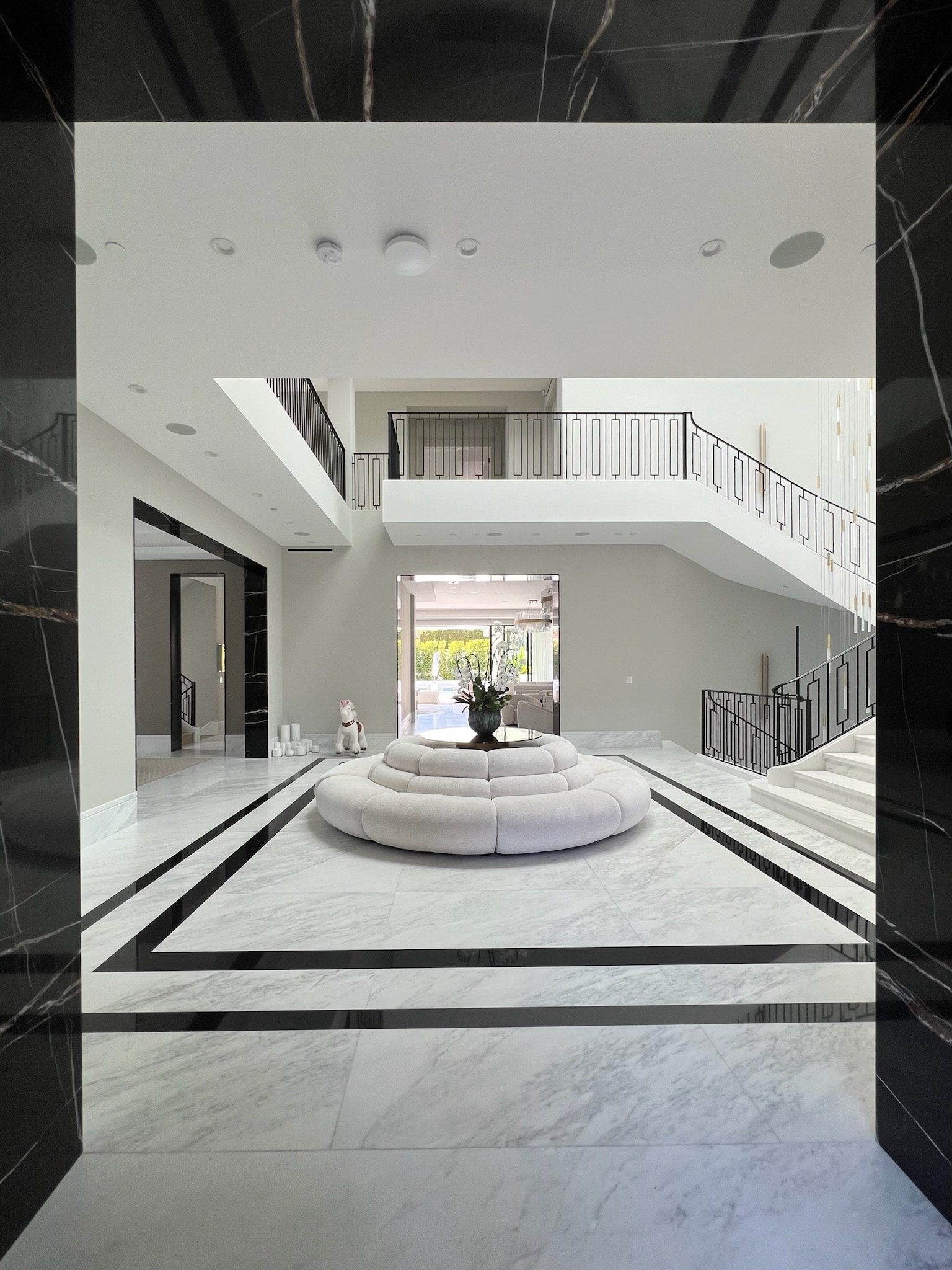 Beverly Hills Foothill Dr custom home, on-site photograph 3