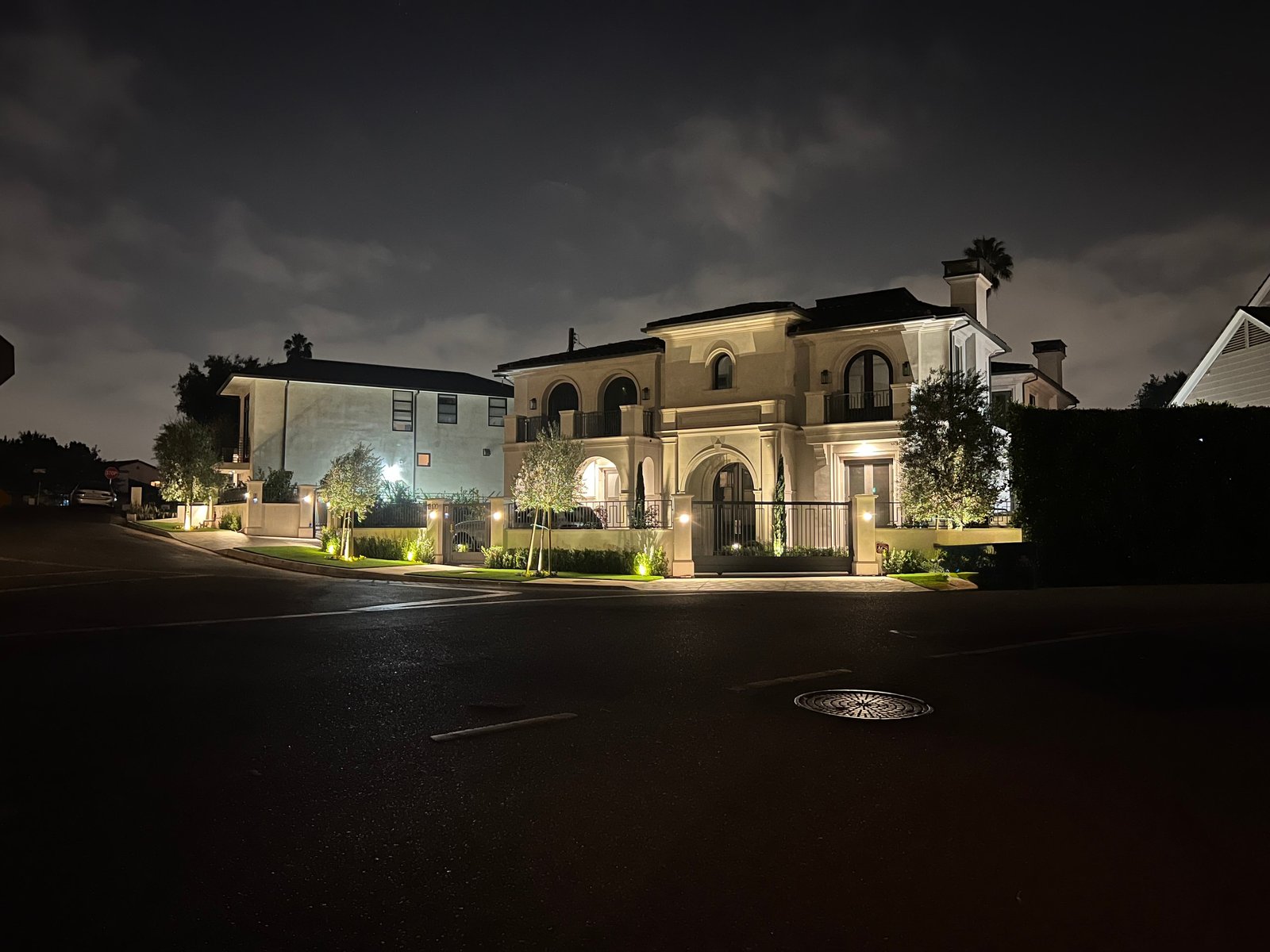 Brentwood Helena St custom home, on-site photograph 13