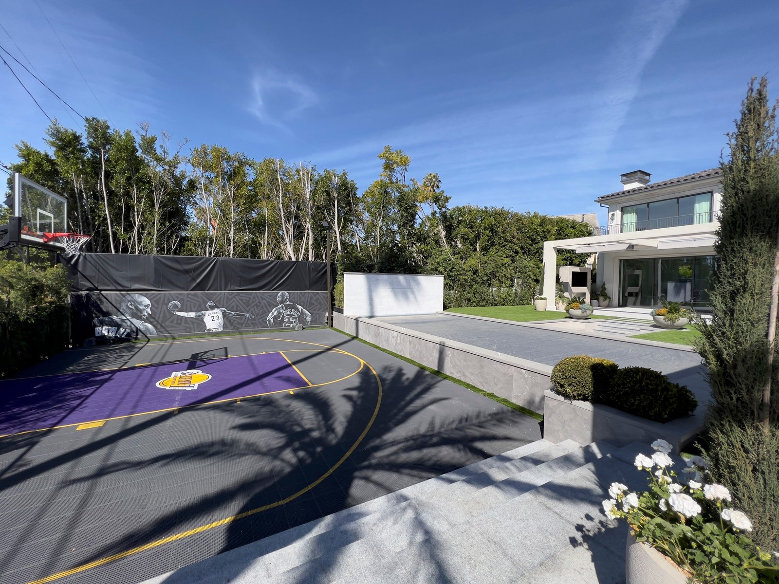 Brentwood Helena St custom home, on-site photograph 28