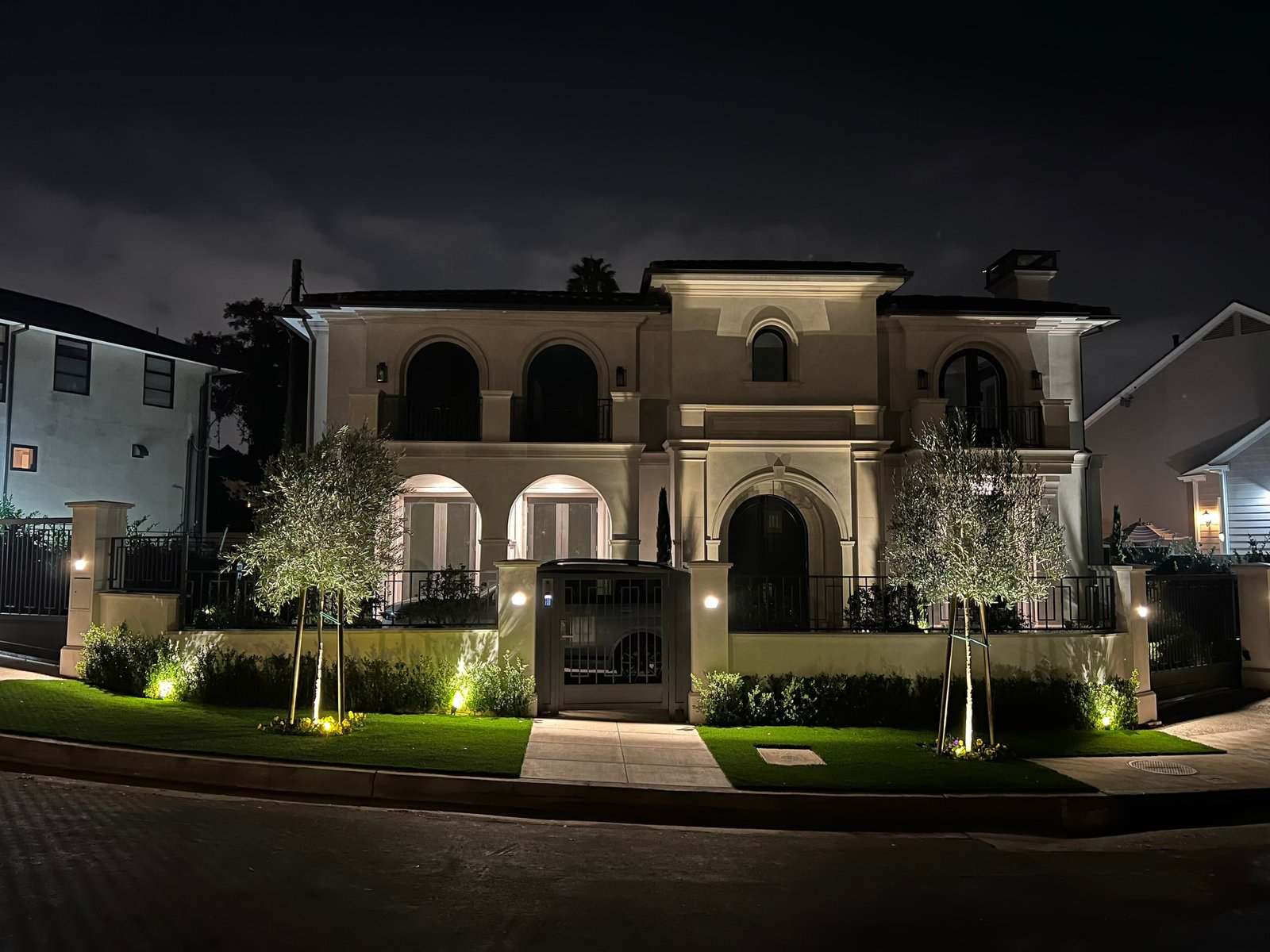 Brentwood Helena St custom home, on-site photograph 30