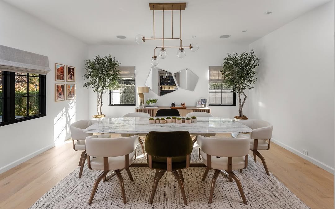 Brentwood Moreno Dr custom home, on-site photograph 15