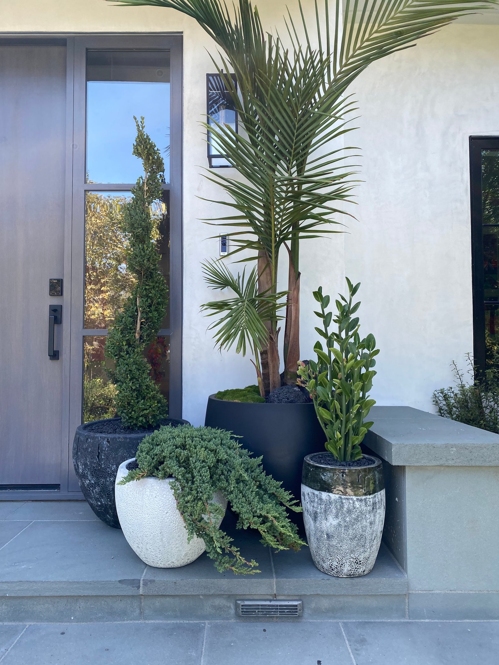 Brentwood Moreno Dr custom home, on-site photograph 24