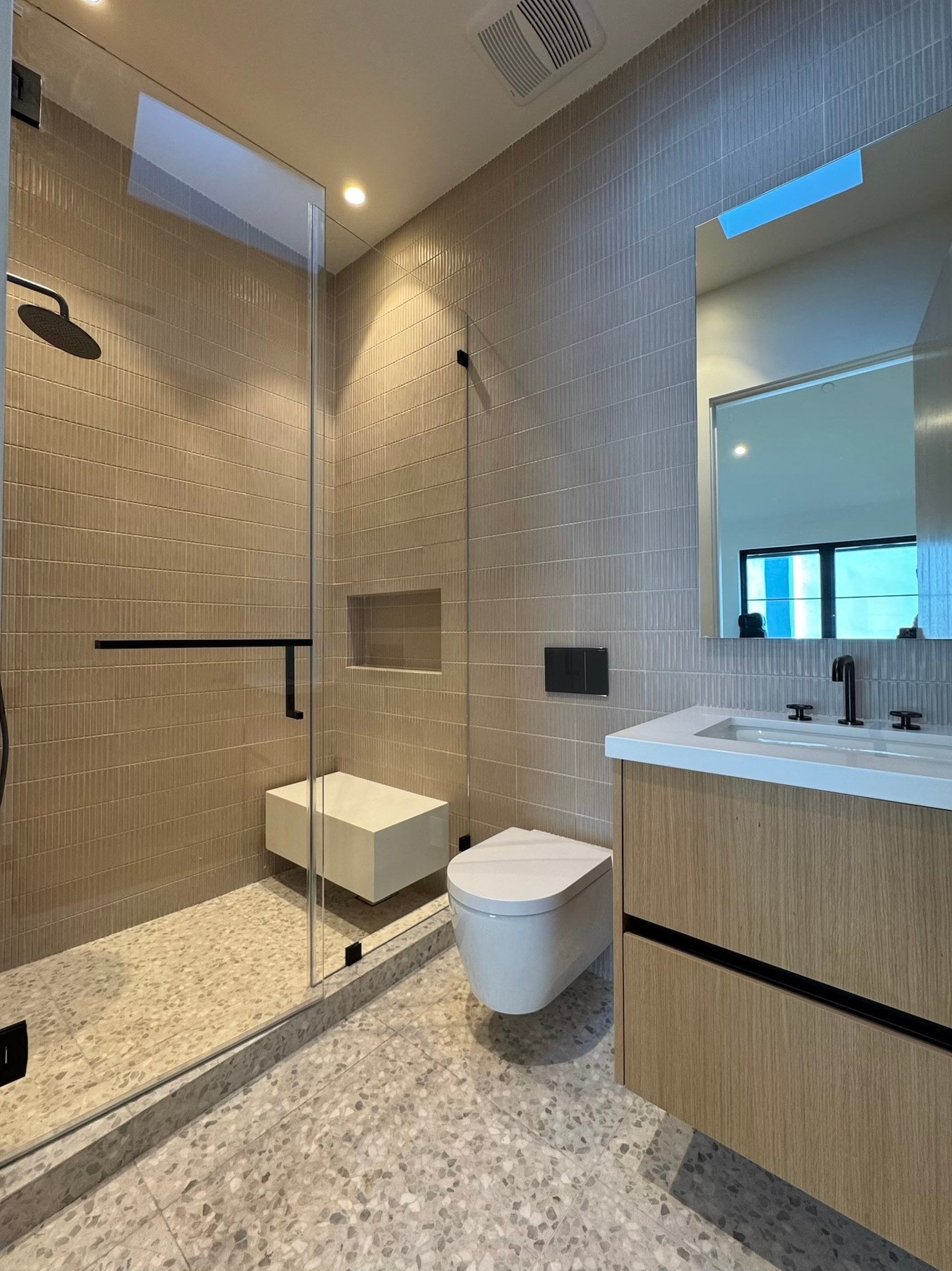 Mar Vista Mountain View Ave custom home, on-site photograph 11