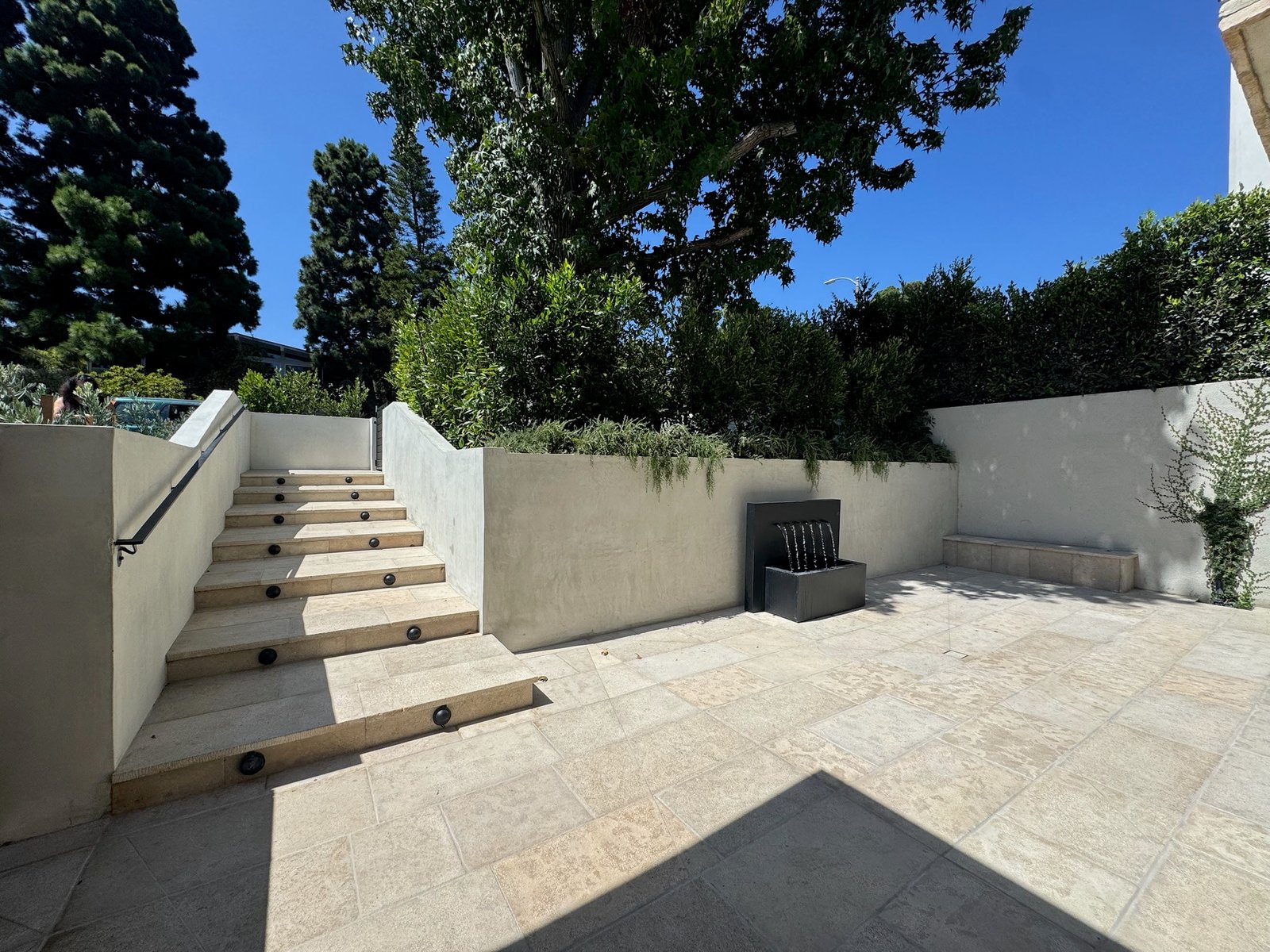 Mar Vista Mountain View Ave custom home, on-site photograph 24