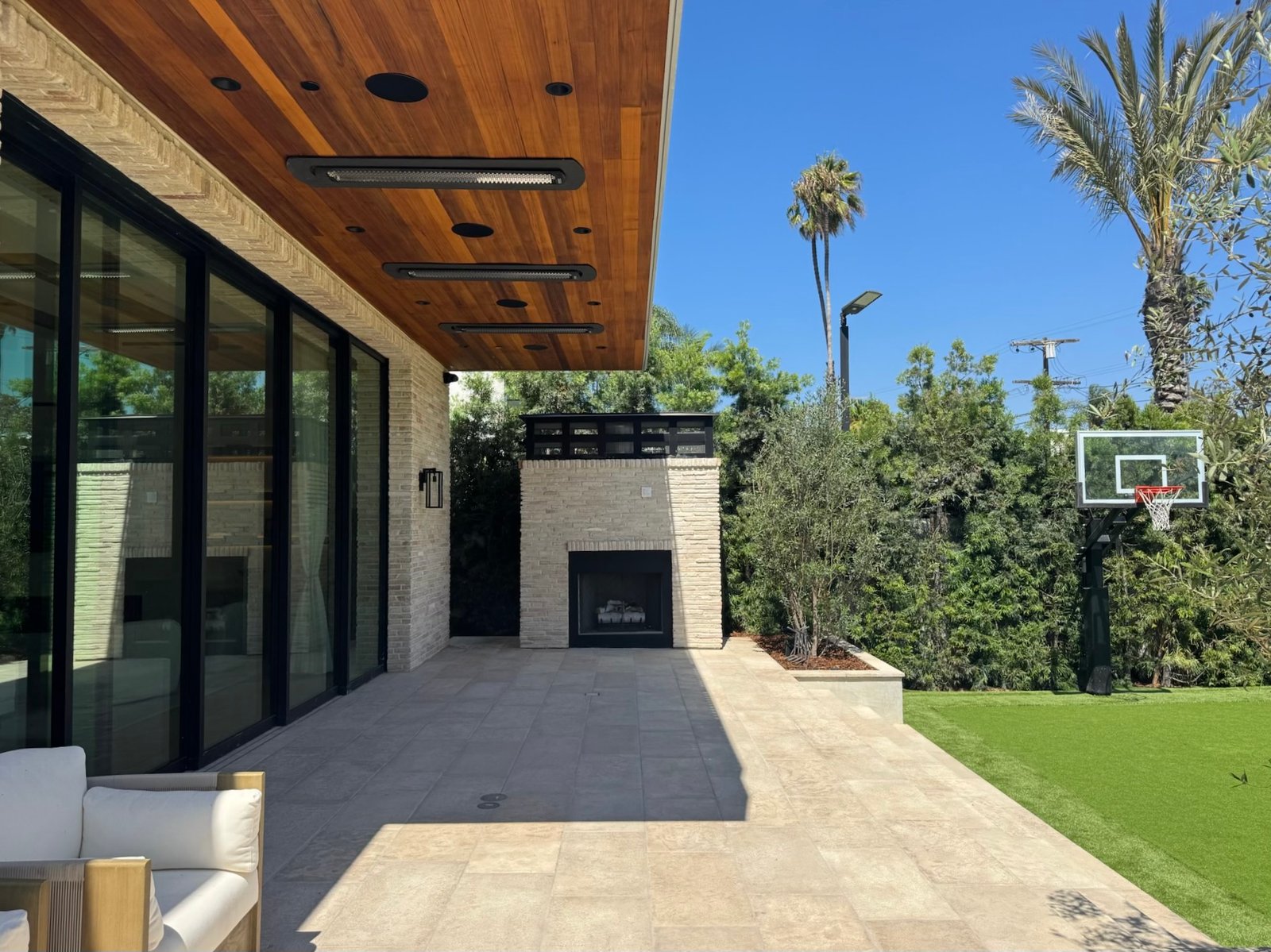 Mar Vista Mountain View Ave custom home, on-site photograph 30