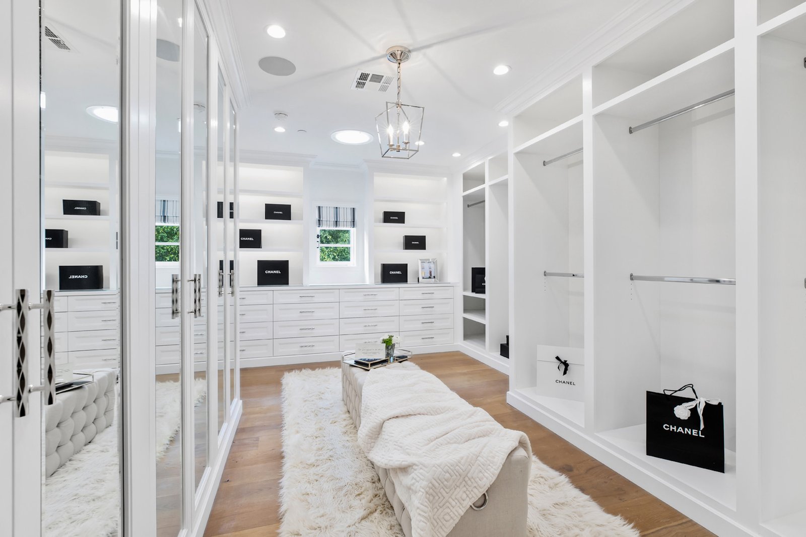 Beverly Hills Walden Dr custom home, on-site photograph 16